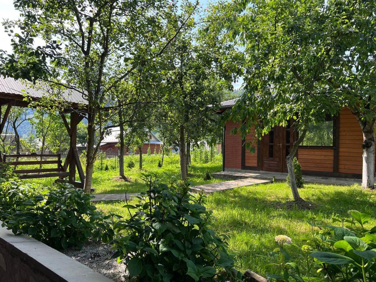 Анничка Villa Khorotseve Kültér fotó