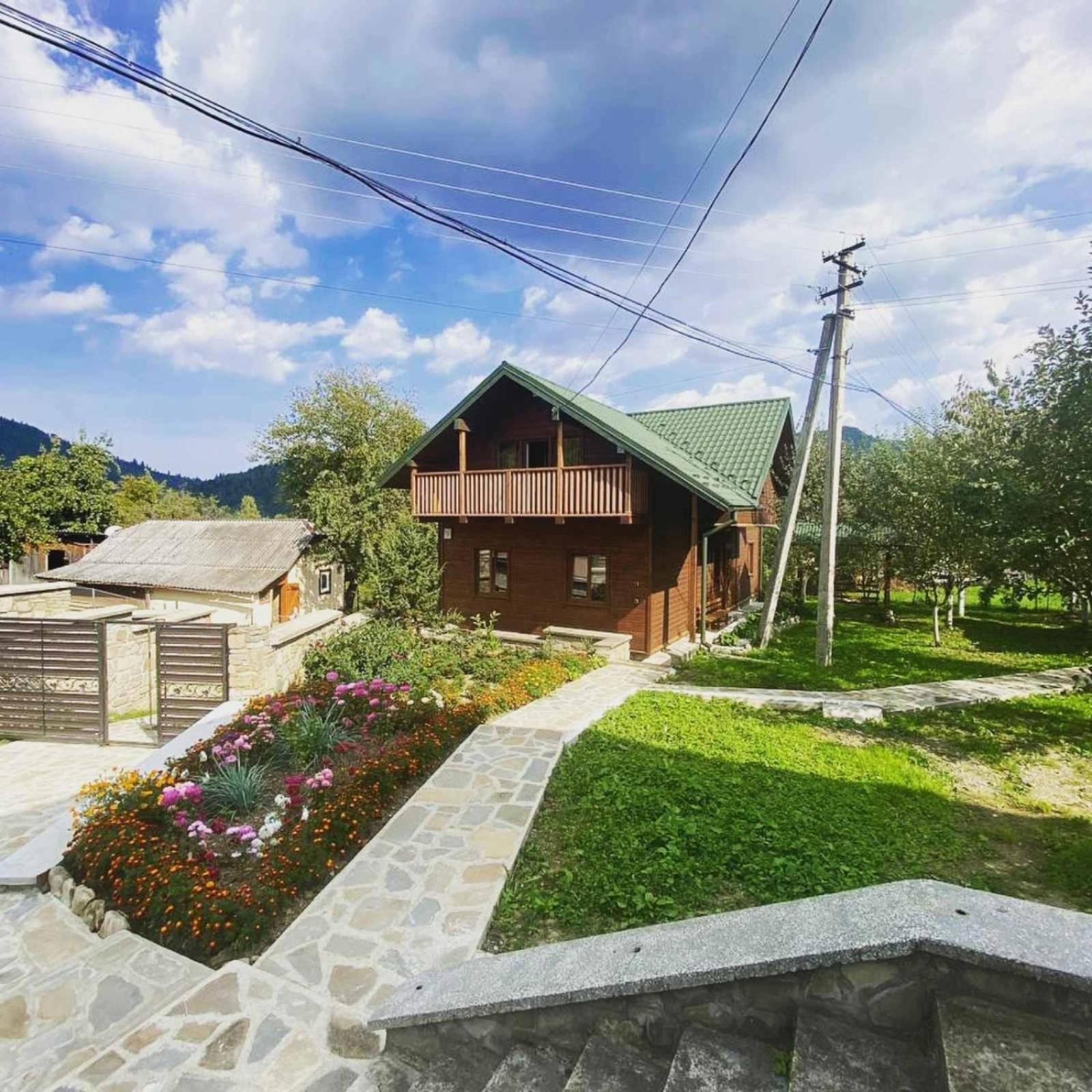 Анничка Villa Khorotseve Kültér fotó