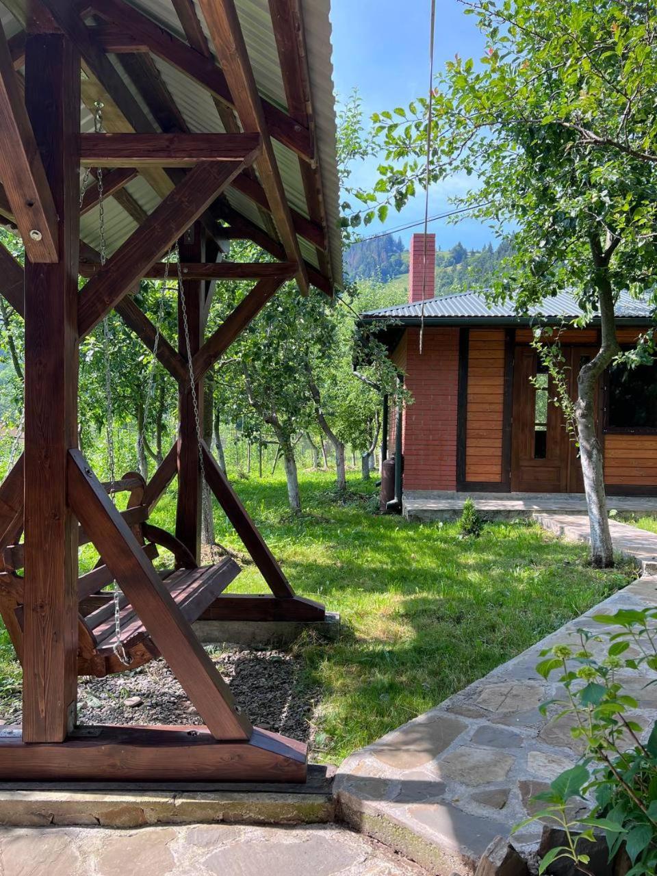 Анничка Villa Khorotseve Kültér fotó